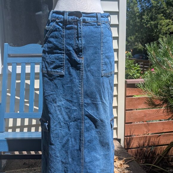 Identic Maxi Demin Maxi Skirt w Back Slit - with POCKETS! - Small - Picture 1 of 8